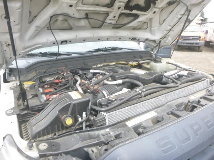 2012-ford-f550-image-25