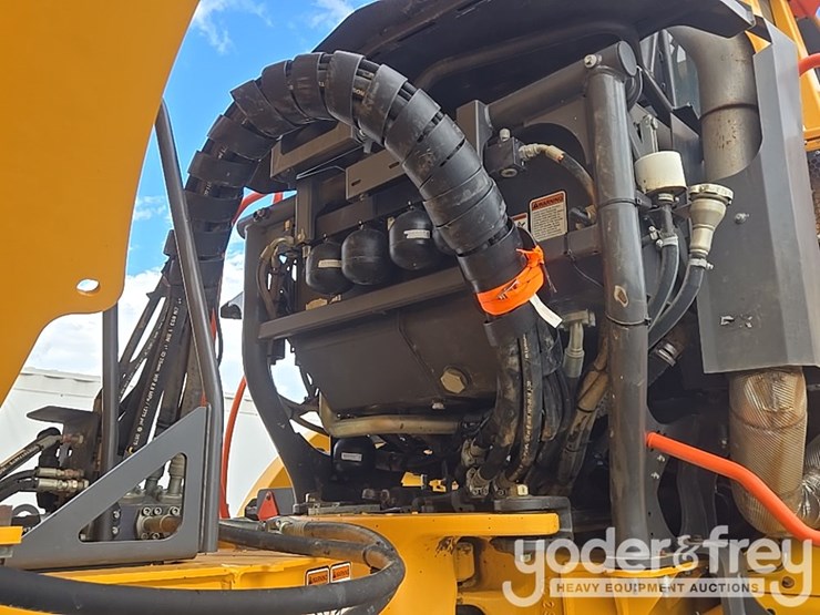 2021-volvo-a25g-image-22