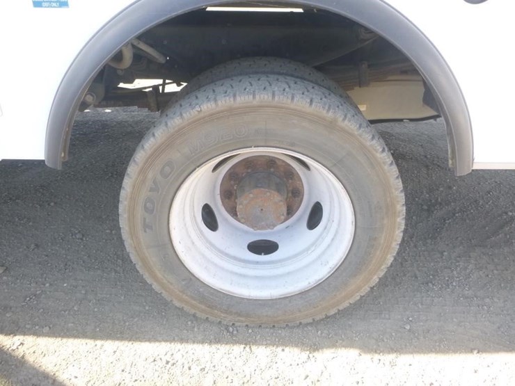 2016-ford-f550-image-39