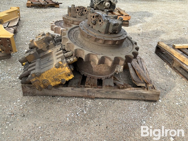 komatsu-final-drive/hydraulic-block-image-4