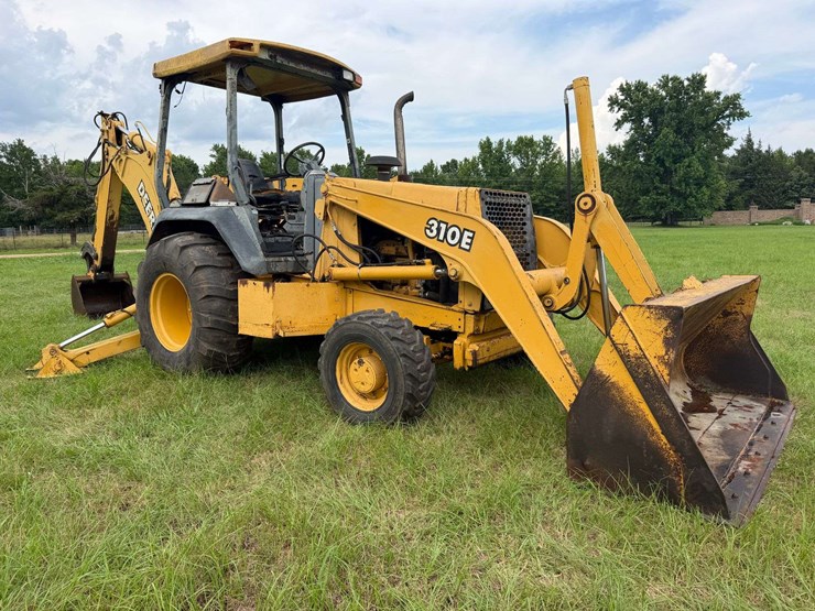 1997-deere-310e-image-2