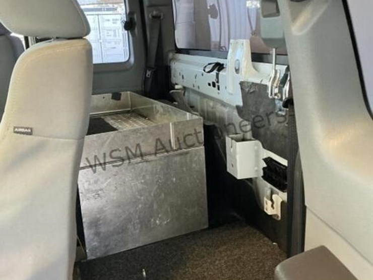 2016-ford-f550-image-27