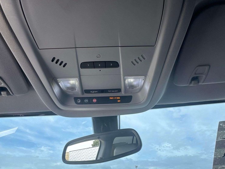 2018-gmc-acadia-image-28