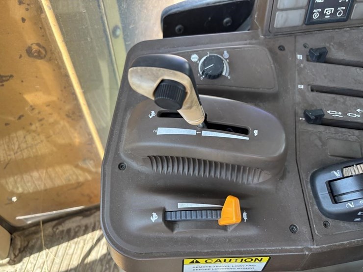 john-deere-6420-image-42
