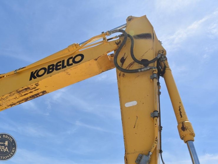 2014-kobelco-sk260sr-lc-3-image-25