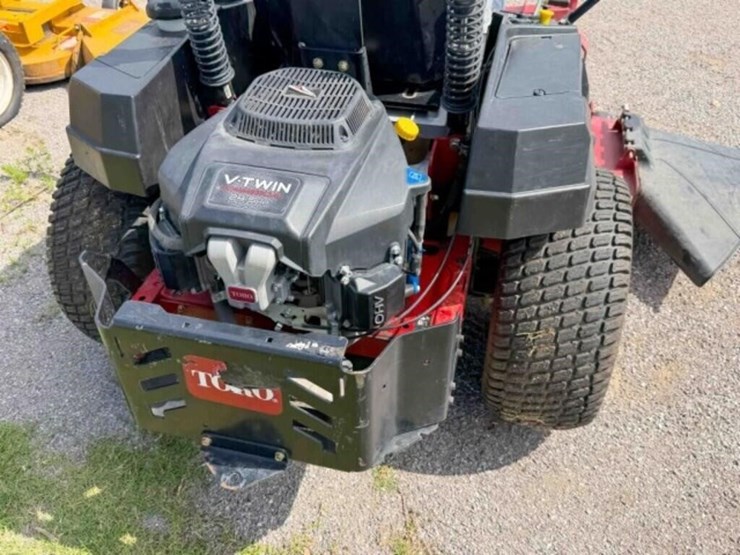 toro-zero-turn-lawn-mower-image-8