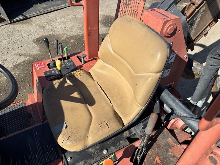 2014-ditch-witch-rt45-image-24