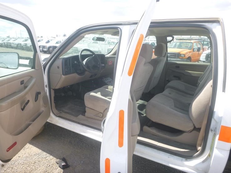 2007-chevrolet-2500-image-9
