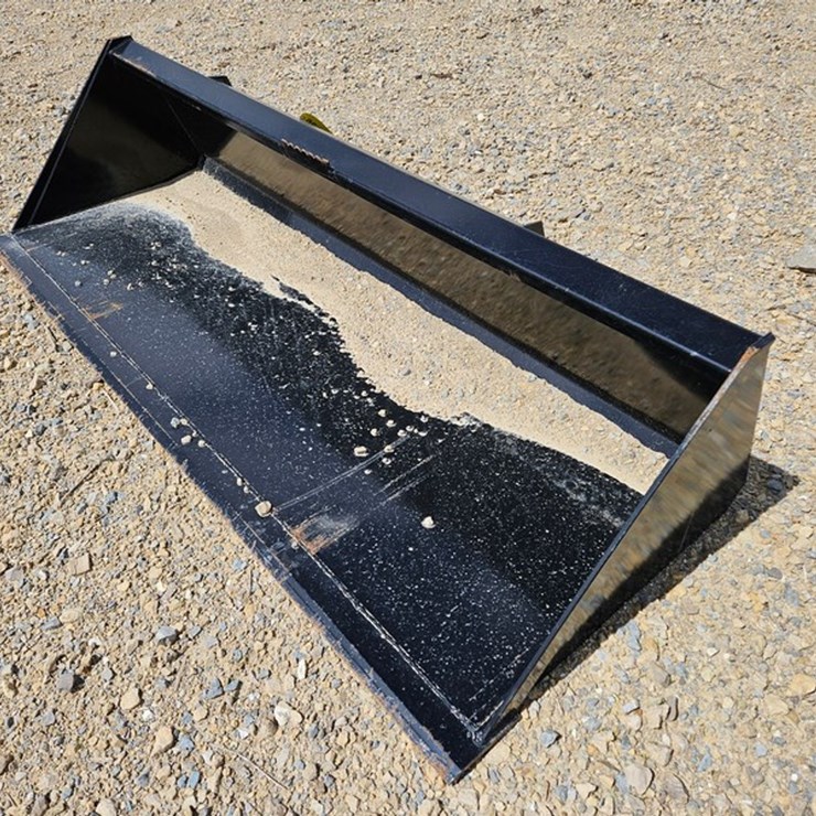 #5040 • Swict 84" Material Bucket
