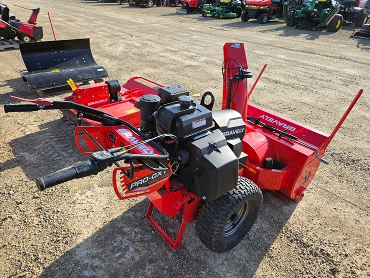 gravely-proqxt-image-5