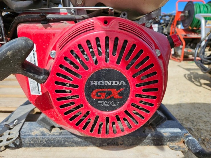 2022-honda-wt40x-image-9