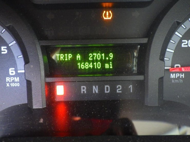 2012-ford-cargo-image-14