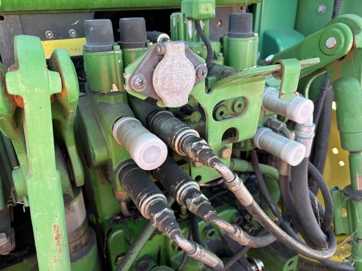 john-deere-6420-image-23