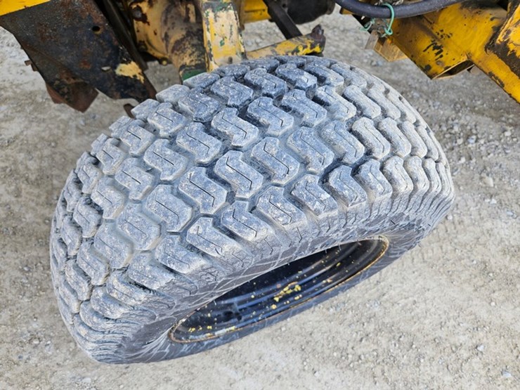 john-deere-650-image-13