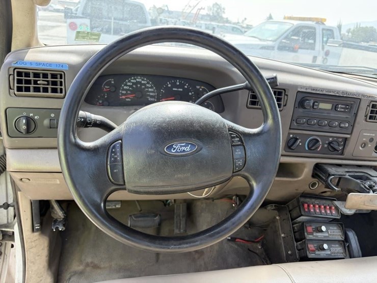 2004-ford-f350-sd-image-11