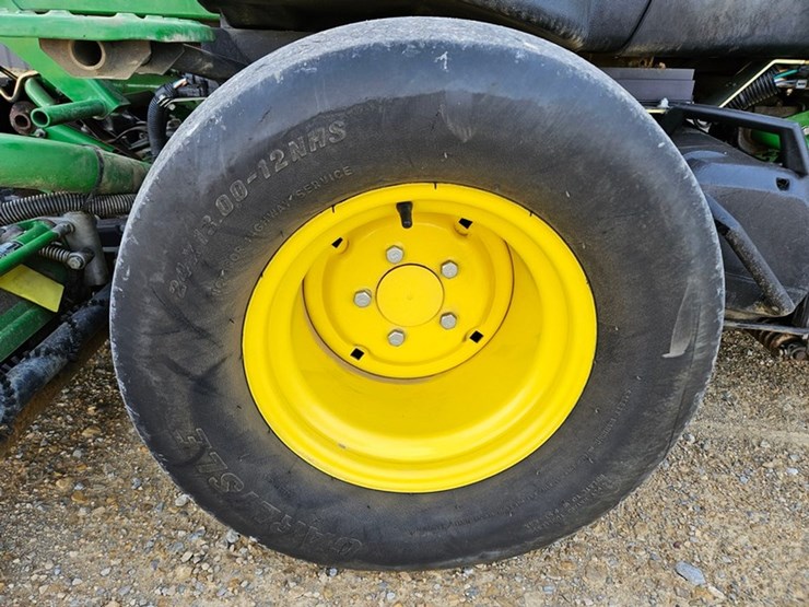 john-deere-8000-image-12
