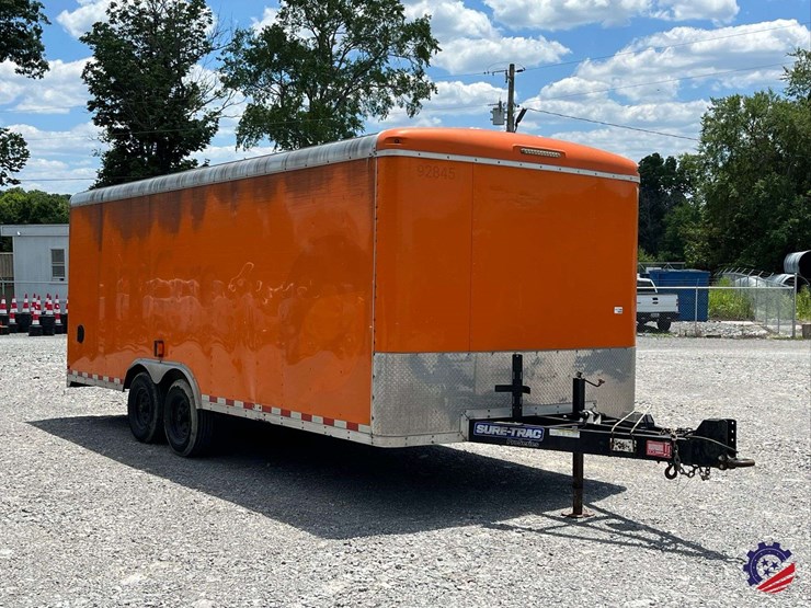 2016-sure-trac-t/a-enclosed-landscaping-tag-trailer-image-11