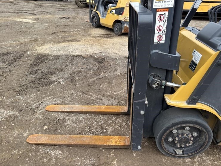 2020-caterpillar-2c6000-image-9