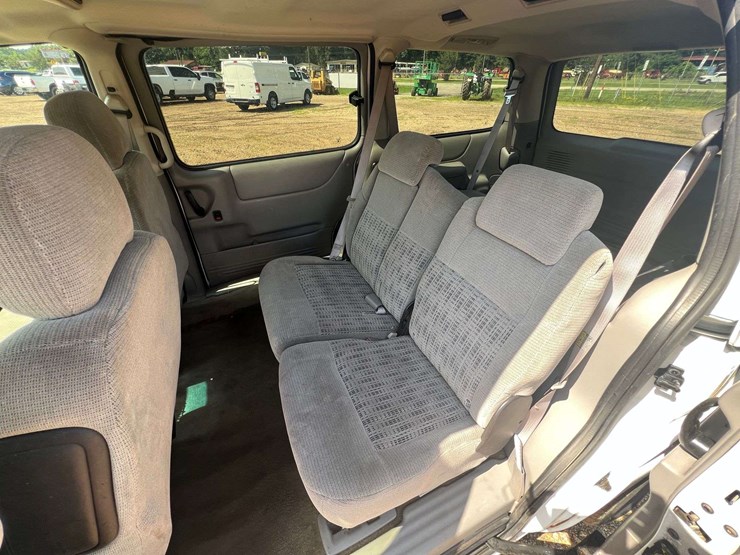 2004-chevrolet-venture-image-15