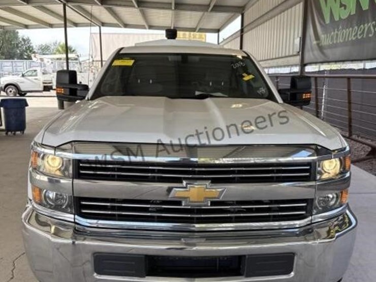 2018-chevrolet-silverado-3500hd-image-4