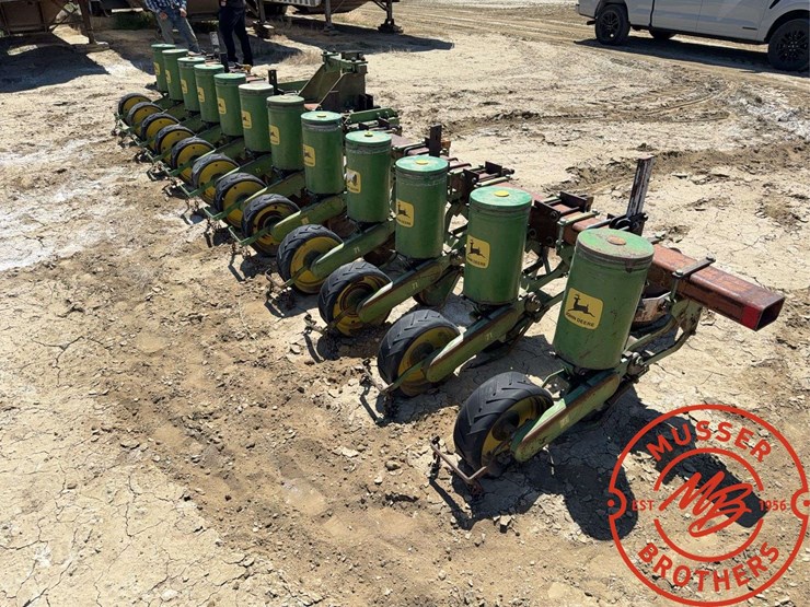 john-deere-71-image-4