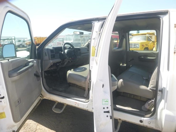 2001-ford-f450-image-9