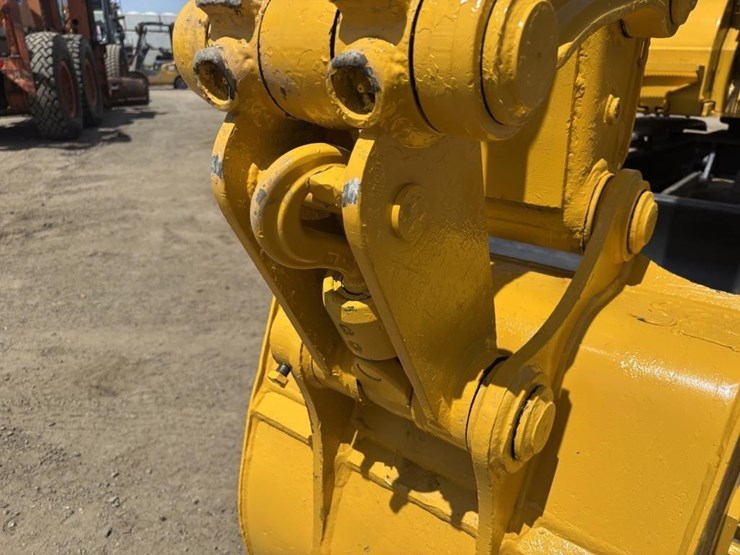 komatsu-pc78us-8-image-13