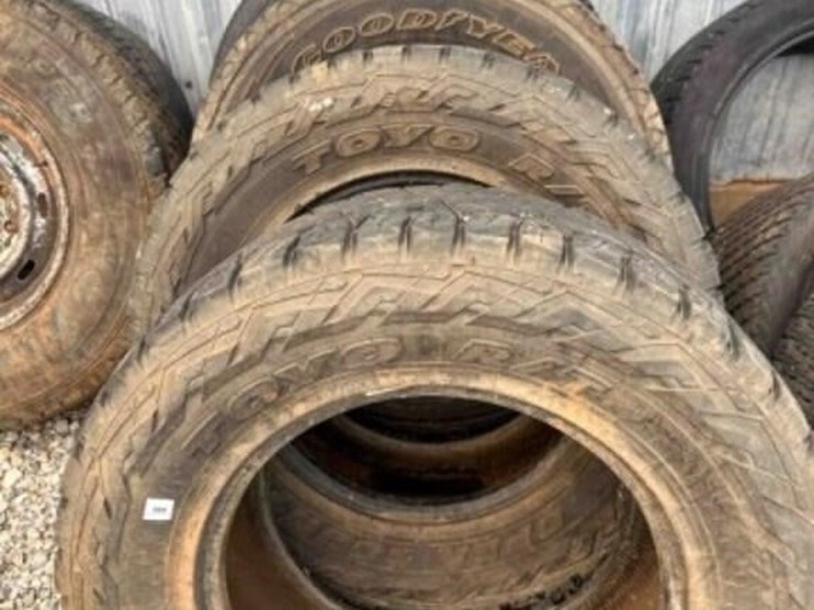 4---tires-,-see-description-image-1
