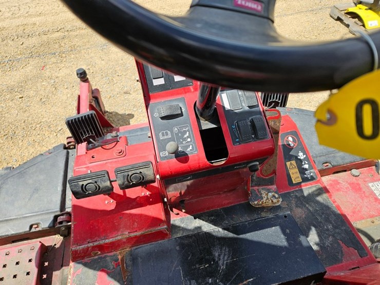 toro-groundsmaster-5900-image-24