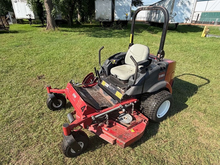 toro-groundsmaster-7200-image-1