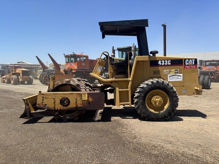 1998-caterpillar-cp-433c-image-5