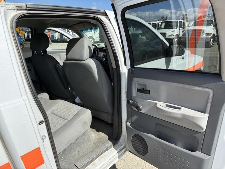 2007-dodge-dakota-image-11