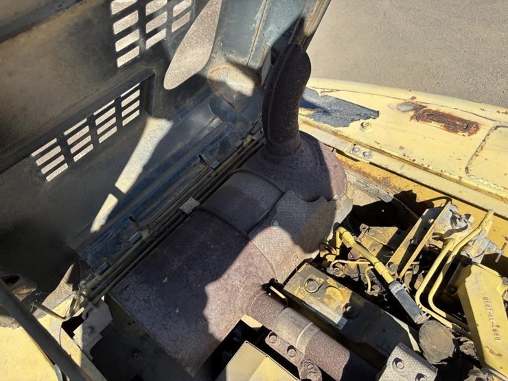 komatsu-pc200-l-image-59