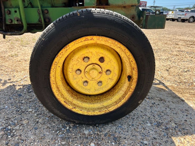 john-deere-750-image-17