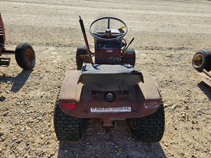 wheelhorse-c81-image-4