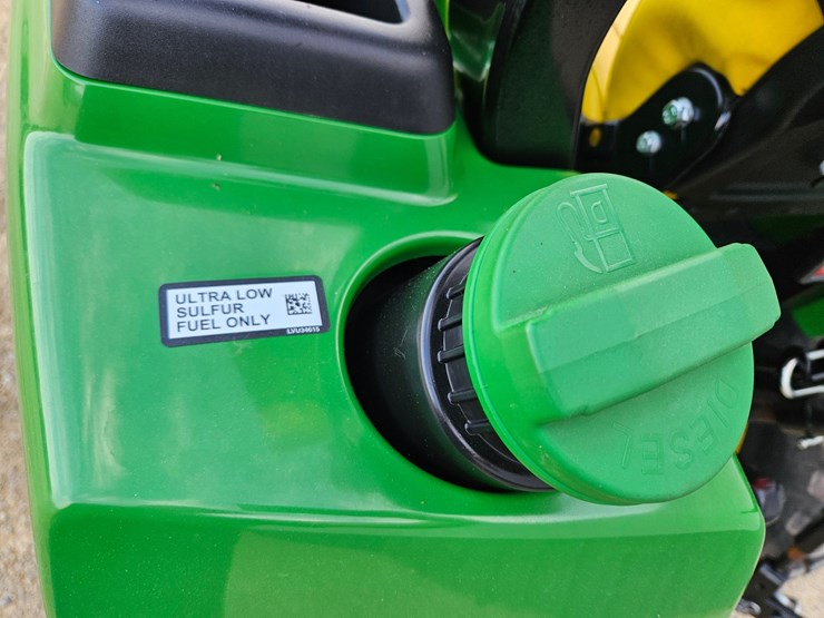 john-deere-2032r-image-19