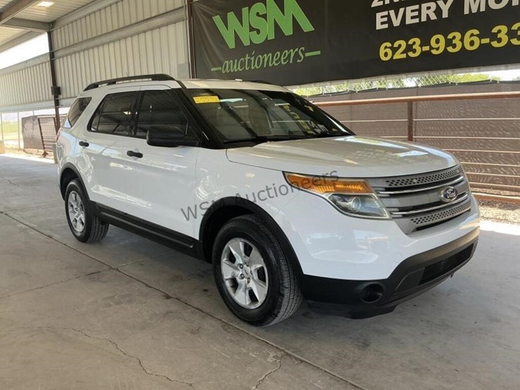 2013-ford-explorer-image-2
