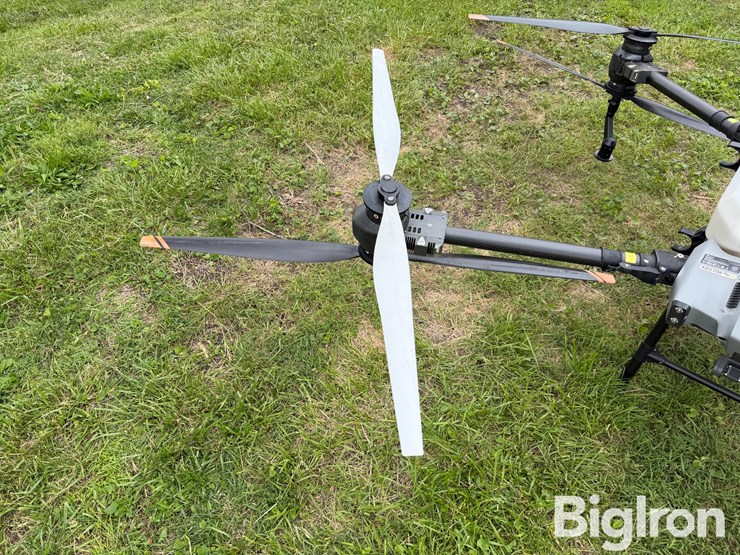 2024-dji-agras-t40-drone-image-11