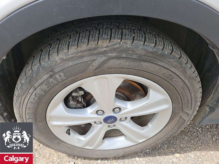 2016-ford-escape-image-9