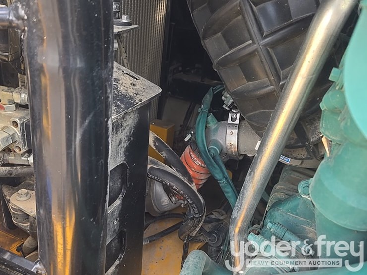 2023-volvo-a25g-image-39