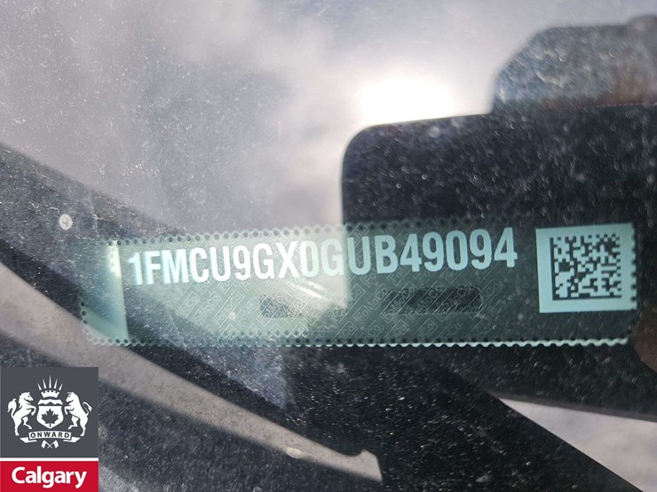 2016-ford-escape-image-29