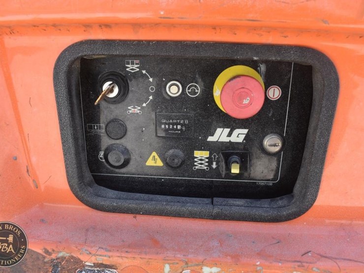 2012-jlg-m4069le-image-14