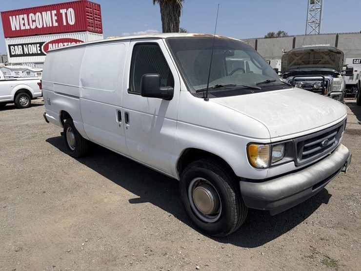 2003-ford-e350-sd-image-2