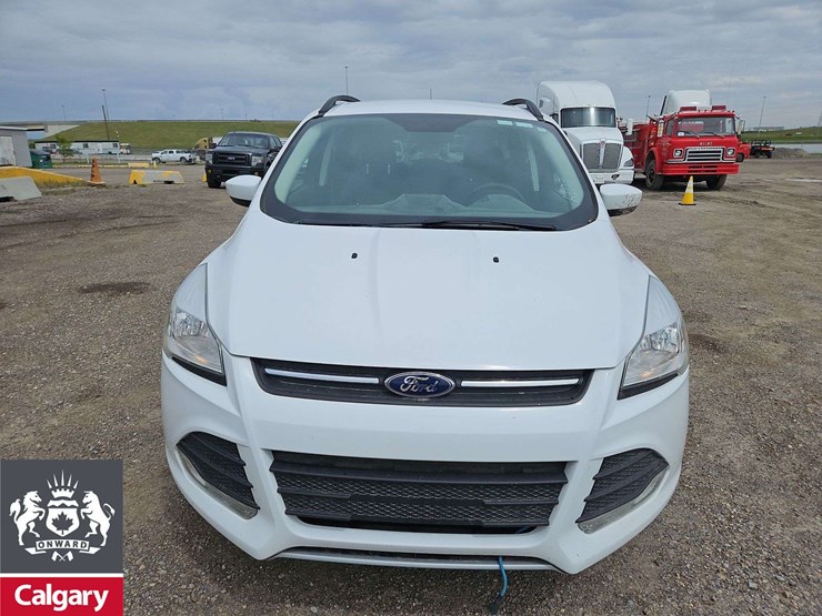 2016-ford-escape-image-8