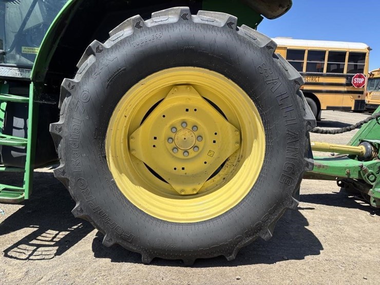 john-deere-6230-image-25