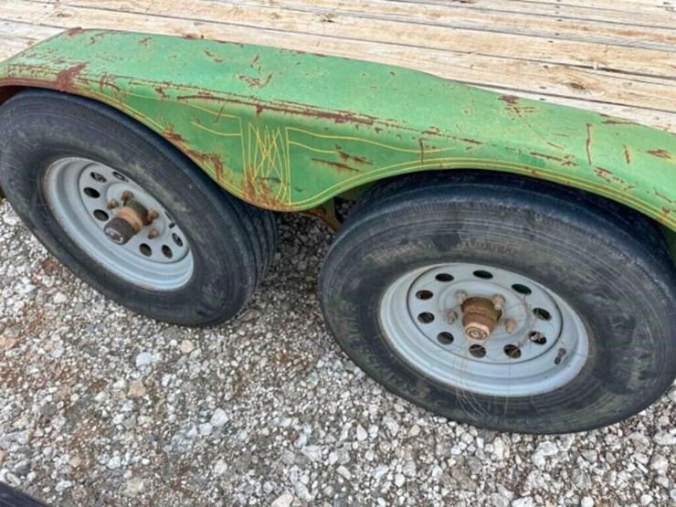 18'-wood-equipment-trailer-image-11