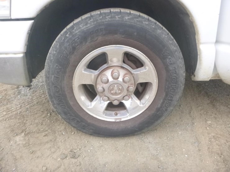 2008-dodge-2500-image-15