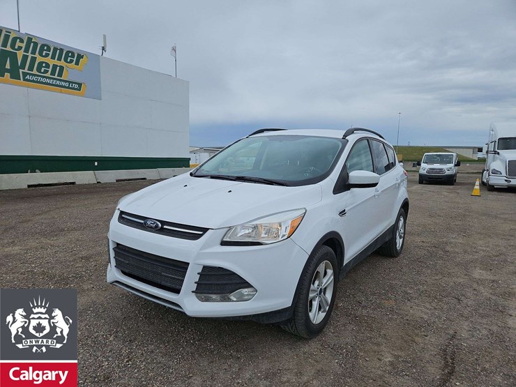 2016-ford-escape-image-1