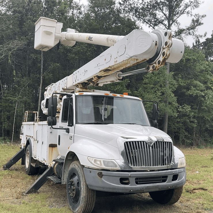 2004 ALTEC AM55