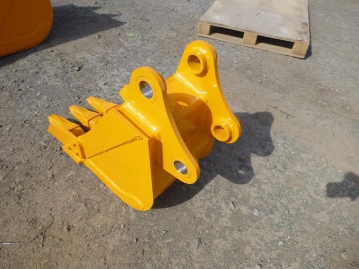 caterpillar-303-image-4